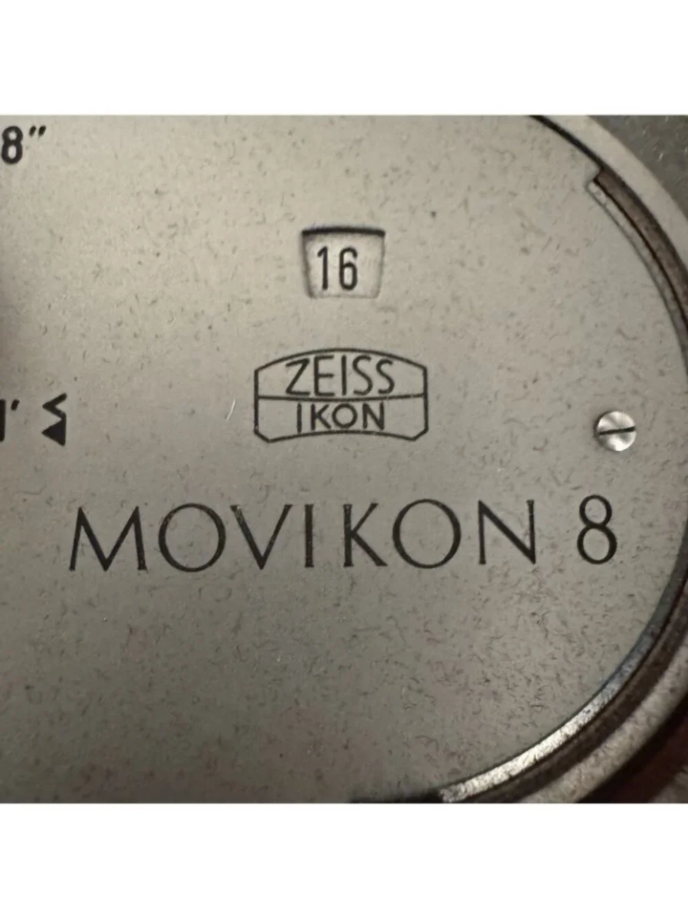 VTG Zeiss Ikon Movikon 8 8mm Film Movie Camera Movitar 10mm f/1.9 Germany 1952